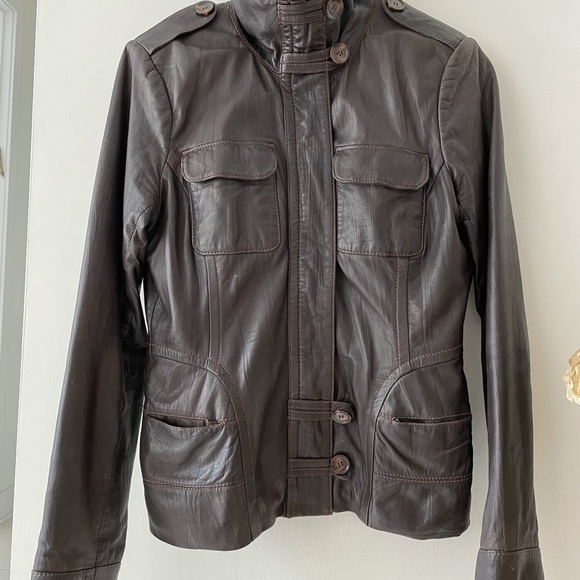 Leather jacket - Picture 3 of 3